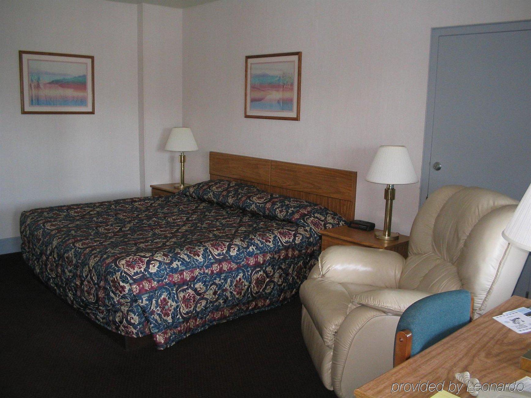 The Chalet Motel Mequon 部屋 写真